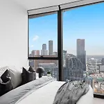 A Cozy 2Br Apt At Sapphire By The Gardens