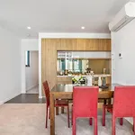 Retro Modern With Pool Near Westfield Doncaster