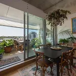 Brunswick Retreat! 5Th Floor 1-Bed Unit W Parking