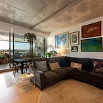Brunswick Retreat! 5Th Floor 1-Bed Unit W Parking