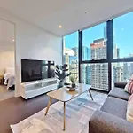 Cozy 1B Apt In Central Mel -Unbeatable Location- #Eq35