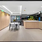 New 1B Sophistication Southbank