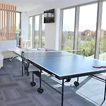 Luxurious Flemington With Stunning Racecourse View