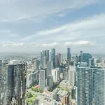 New Top Floor L70 Cbd Luxury Apt