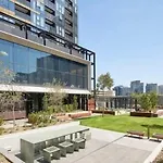 35D Stunning 2Br Abnb-Style Yarra City View Apt With Free Parking
