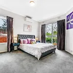 Walk To The Tennis And Mcg! Townhouse In Richmond