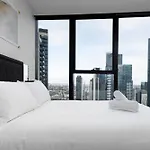 Essence Residence At Melbourne Square
