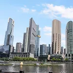 Spectacular River View On Flinders Street