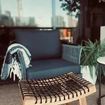Vibrant !!! Stylish Open Big City View Balcony Family Friendly