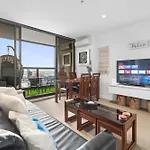 Melbourne Cbd Water Views Wifi Netflix