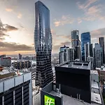 Aussie Escape Apartments-Skyline Collins Tower