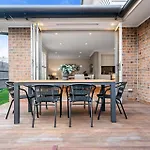 Luxe Parkside Hampton Home