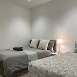 Quiet Cbd 3B2B Apartment + Free Parking