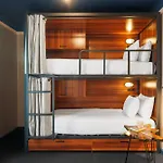 Roamer St Kilda - Formerly Selina St Kilda Melbourne