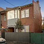 Newly Renovated Large 3.5 Bdrm House! Best Of Melb