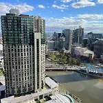 Executive Stays Southbank 1 Bedroom - Luxurious Serviced Apartment