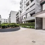 Amazing Luxury Apartment & So Close To The Cbd - 01756