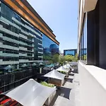 Oaks Melbourne St Kilda Road Hotel