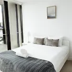 Pars Apartments - Collins Wharf Waterfront, Docklands