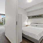 Fitzroy North 1-Bed With Balcony By Edinburgh Park