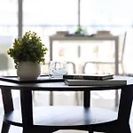 Comfy 2Br Apt Only A-4-Min Walk To Victoria Market