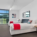 Docklands Private Collection - City Harbour Apartments