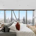 A Chic 2Br Apt With Panoramic Views Free Parking