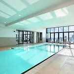 A Stylish & Modern 2Br Apartment Fantastic Views