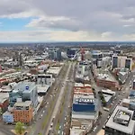 A Stylish & Modern 2Br Apartment Fantastic Views