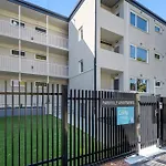 Superb 1-Bed Unit With A Generous Balcony