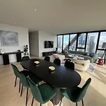 Lux Cbd Penthouse With 270Views Spacious & Great Location