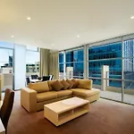 Oaks Melbourne on Lonsdale Suites