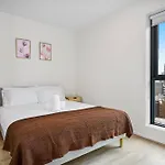 Luxe Lonsdale - Your City Retreat In Melbourne