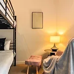 Heart Of Mel East Best Apartment Afl Season Start