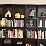 City-Edge Apartment With Free Parking