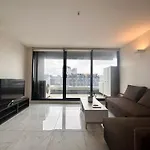 Melbourne City Apartment With Great Skyline Views, 1 Bed 1 Sofa-Bed, 1 Bath