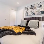 Vaquay Odyssey In Caulfield North