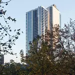 Kavanagh Breeze - Effortless Southbank Lifestyle