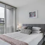 Spacious Family Haven Near City Centre