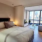 Southbank City-View Apartment
