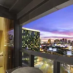 Luxury 2B2B 2 Tandem Carparks Prima Pearl Southbank Next To Casino & City