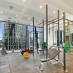 Luxury 2B2B 2 Tandem Carparks Prima Pearl Southbank Next To Casino & City
