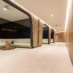 Wyndel Apartments One Bedroom Col89606S