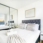 Waterfront 1Br Docklands Apt With Freeparking#88833