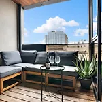 Modern, Elegant Oasis