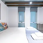 Light-Filled Converted Warehouse 2 Bedroom Apartment In Prahran