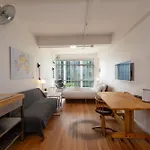 Central Studio In The Heart Of Melbourne Cbd!