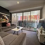 Coastal Comfort 2B2B Port Melbourne