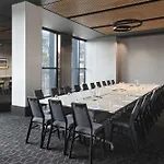 Vibe Hotel Melbourne Docklands