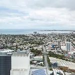 Sensational 270 Manhattan Views Opposite Crown